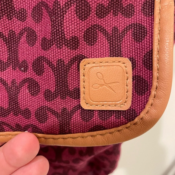 Burgundy Canvas Tote - Picture 4 of 4